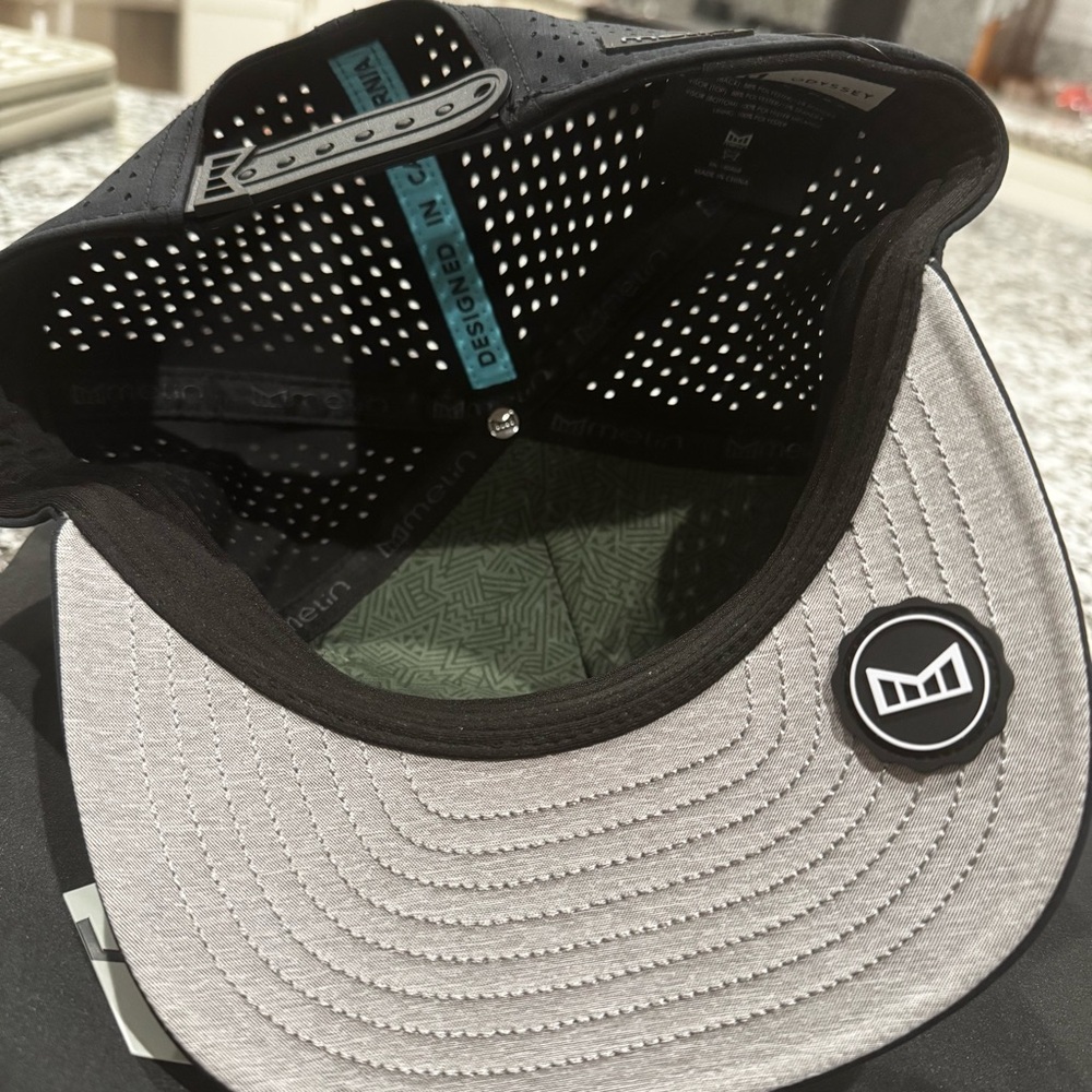 NWOT - Melin Odyssey Hydro Olive Camo - Picture 4 of 5